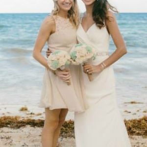 Flowy dress. Cute open top back with lace.